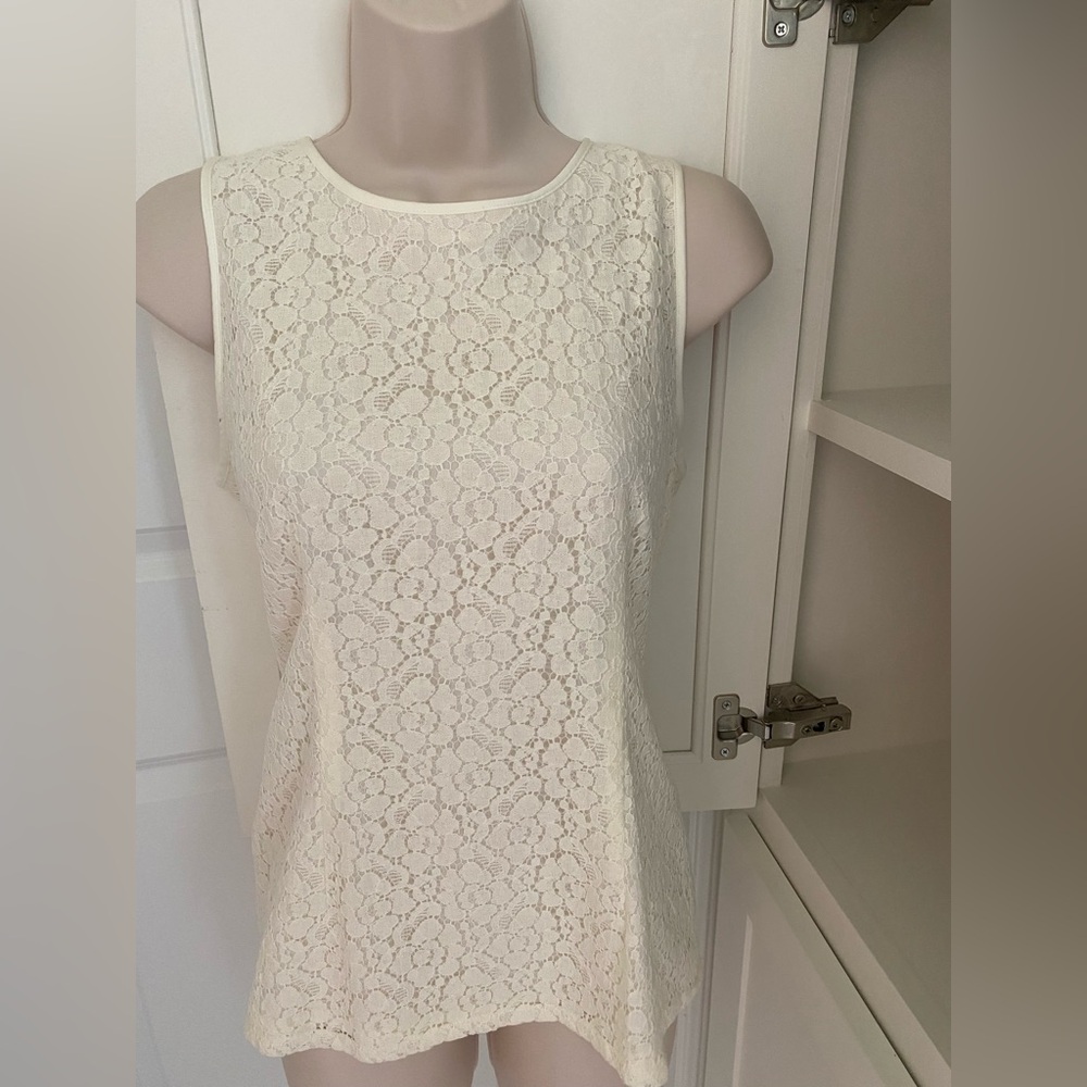 NewBanana Republic Cream back zip top